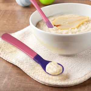 Ложечки Canpol меняющие цвет 2 шт волшебные