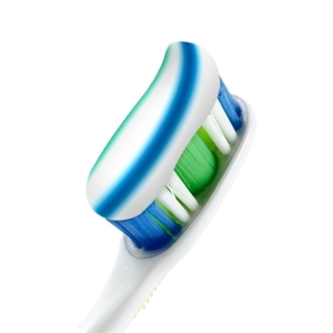 Зубна паста Colgate Потрійний захист 150 мл
